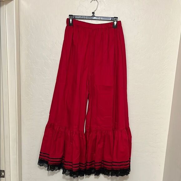 Vintage Recollections Red Black Lace Super Wide Leg Cropped Pants Boho - Picture 1 of 14